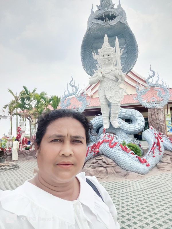 รุ่งนภาผ้าไหม