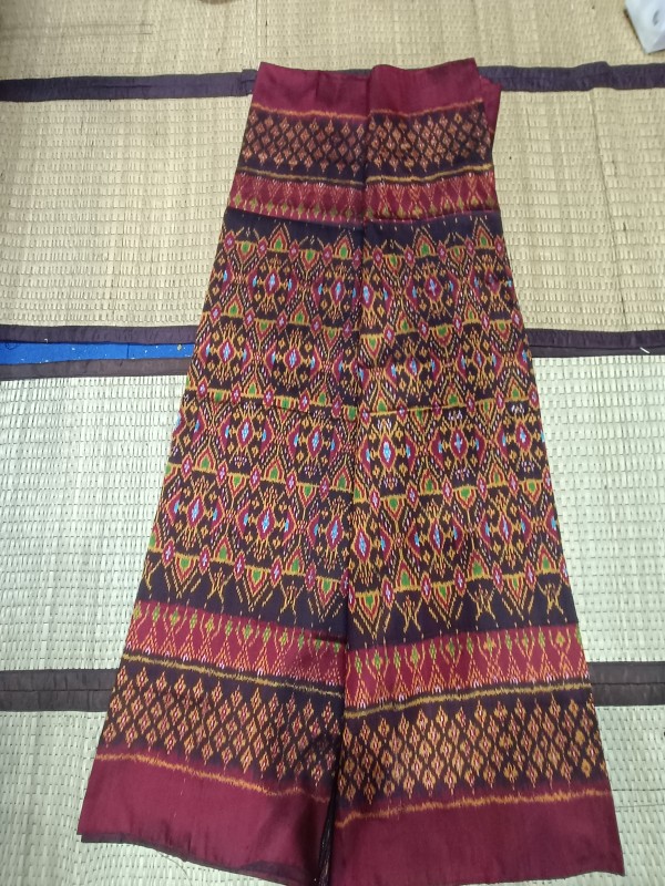 ผ้าไหมสุรินทร์