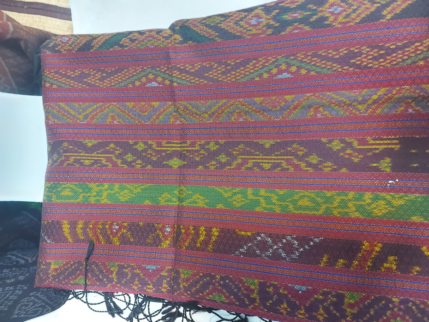 ผ้าคลุมไหล่