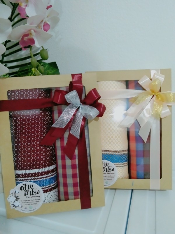 กลุ่มทอผ้าฝ้ายบ้านสำโรง ต.สนม อ.สนม