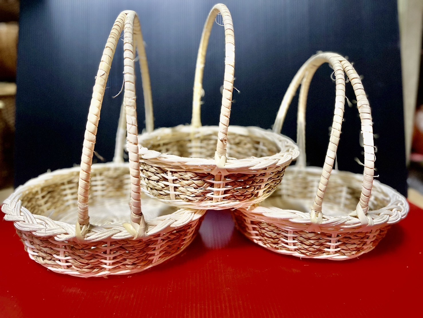 ตะกร้ากระเช้าหวายขาว