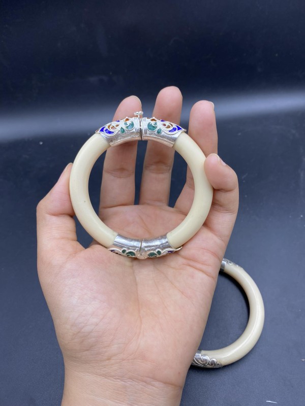 กำไลงาเครื่องเงิน