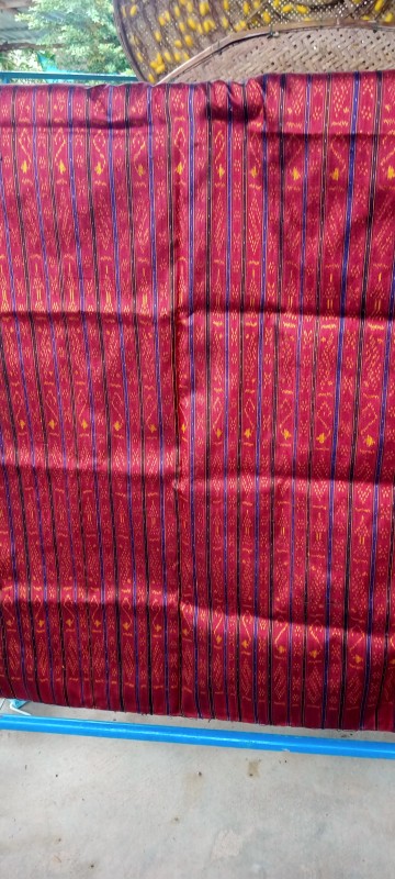 ผ้าไหมมัดหมี่ ลายขอ