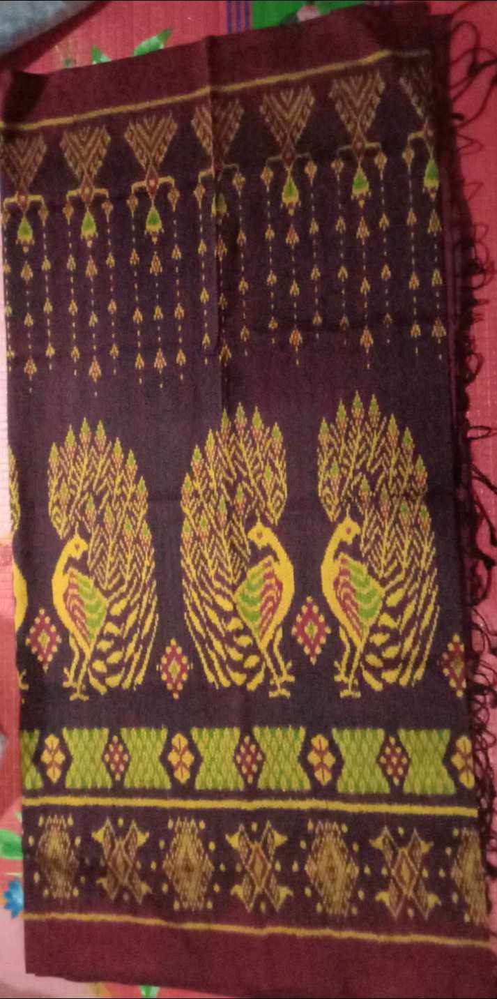 ณัฐณิชาผ้าไหมสุรินทร์ แนงมุด กาบเชิง