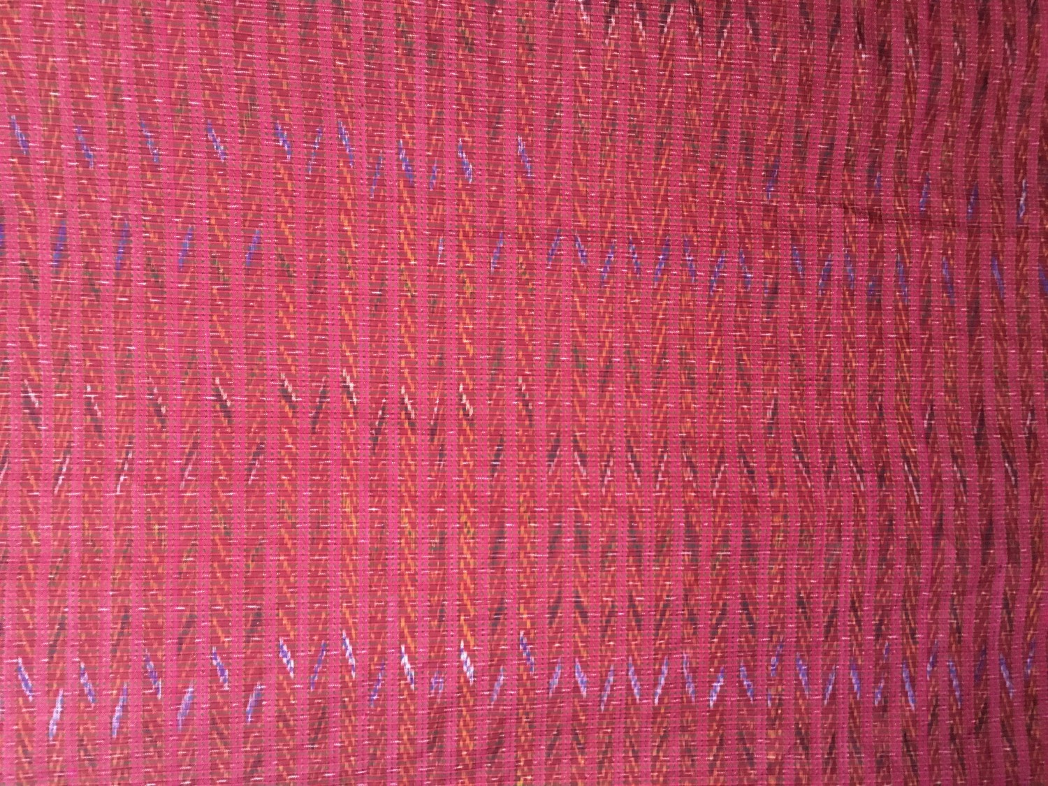 ผ้าไหมโฮล ลายประยุกต์