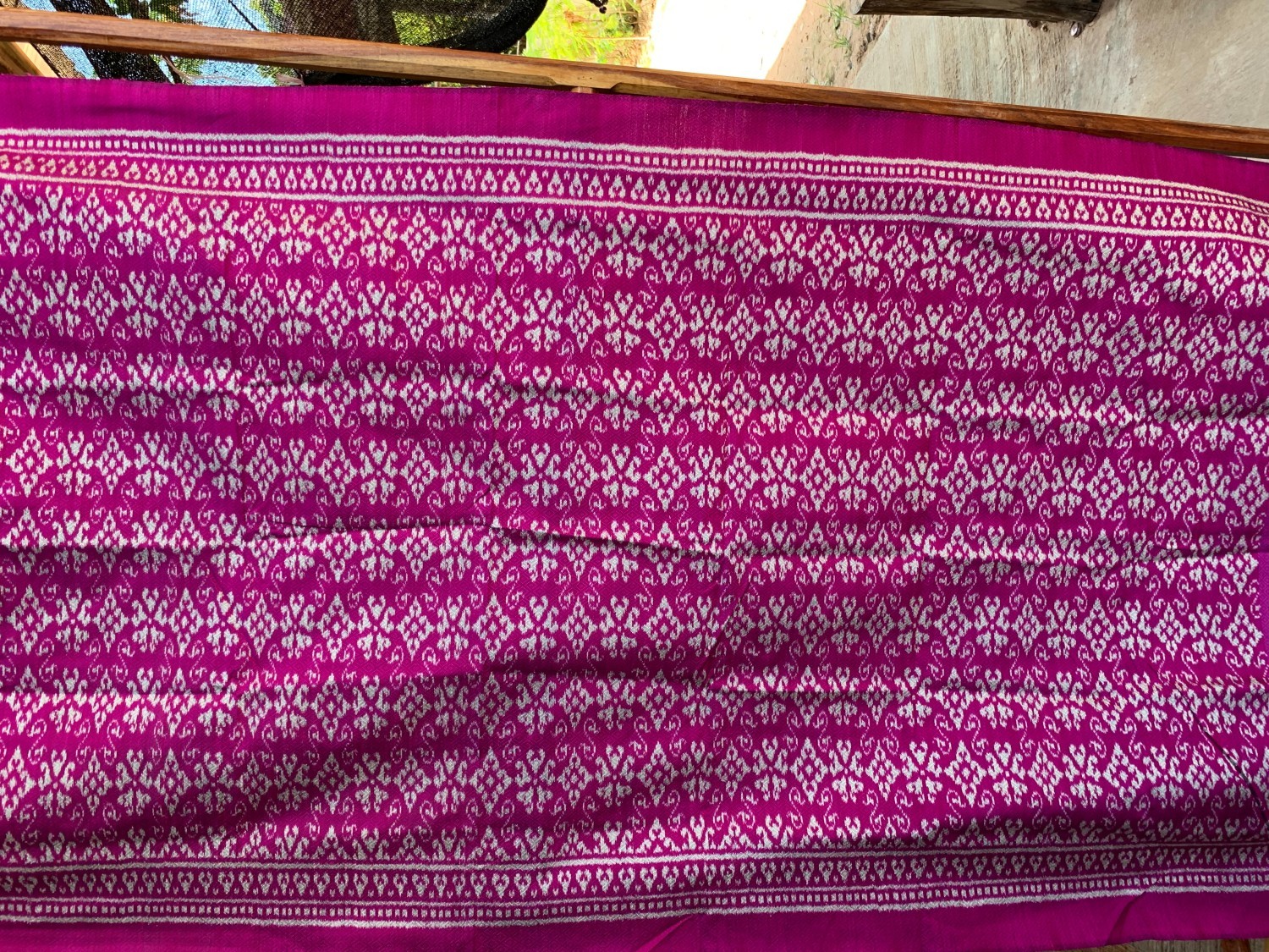 ผ้ามัดหมี่ลายขอประยุกต์