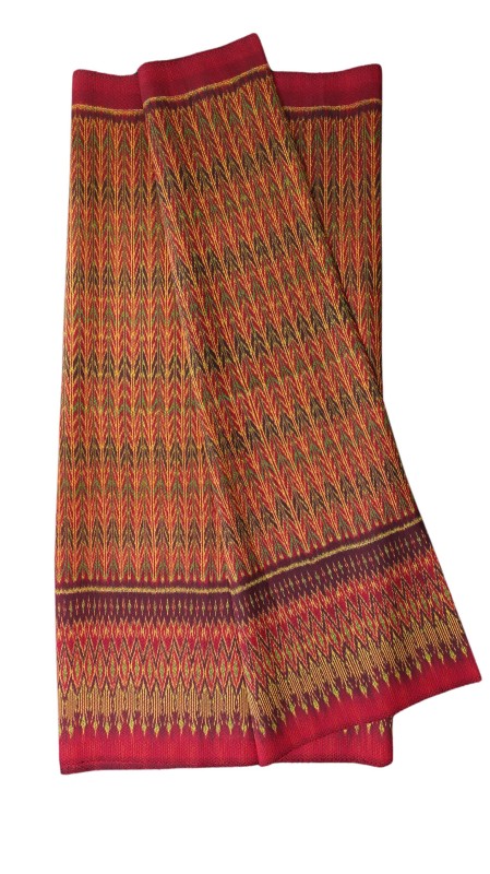 ซิ่น ผ้าไหมมัดหมี่ 6ตะกอ ขนาด 1x2เมตร ลายโฮล สีแดง รหัส R1A-66-08196728