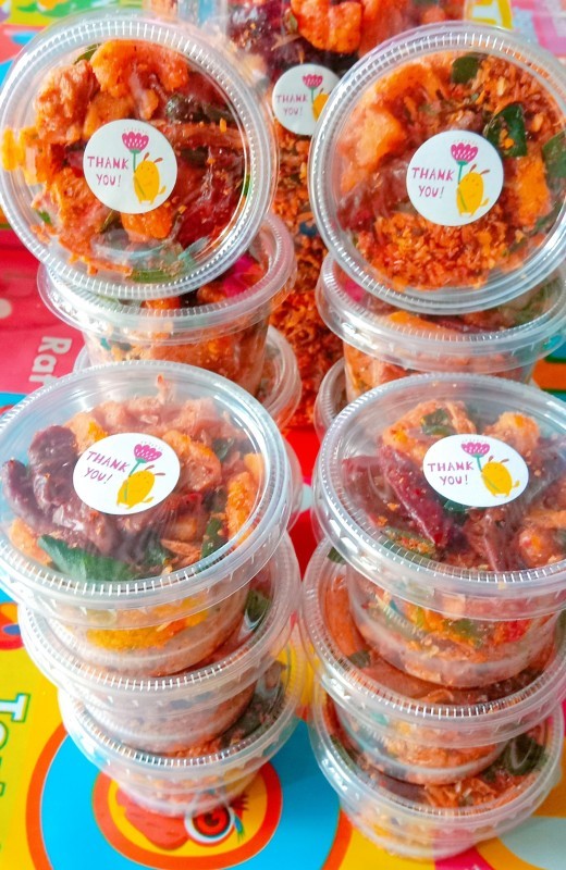 น้ำพริกกากหมูรสลาบ