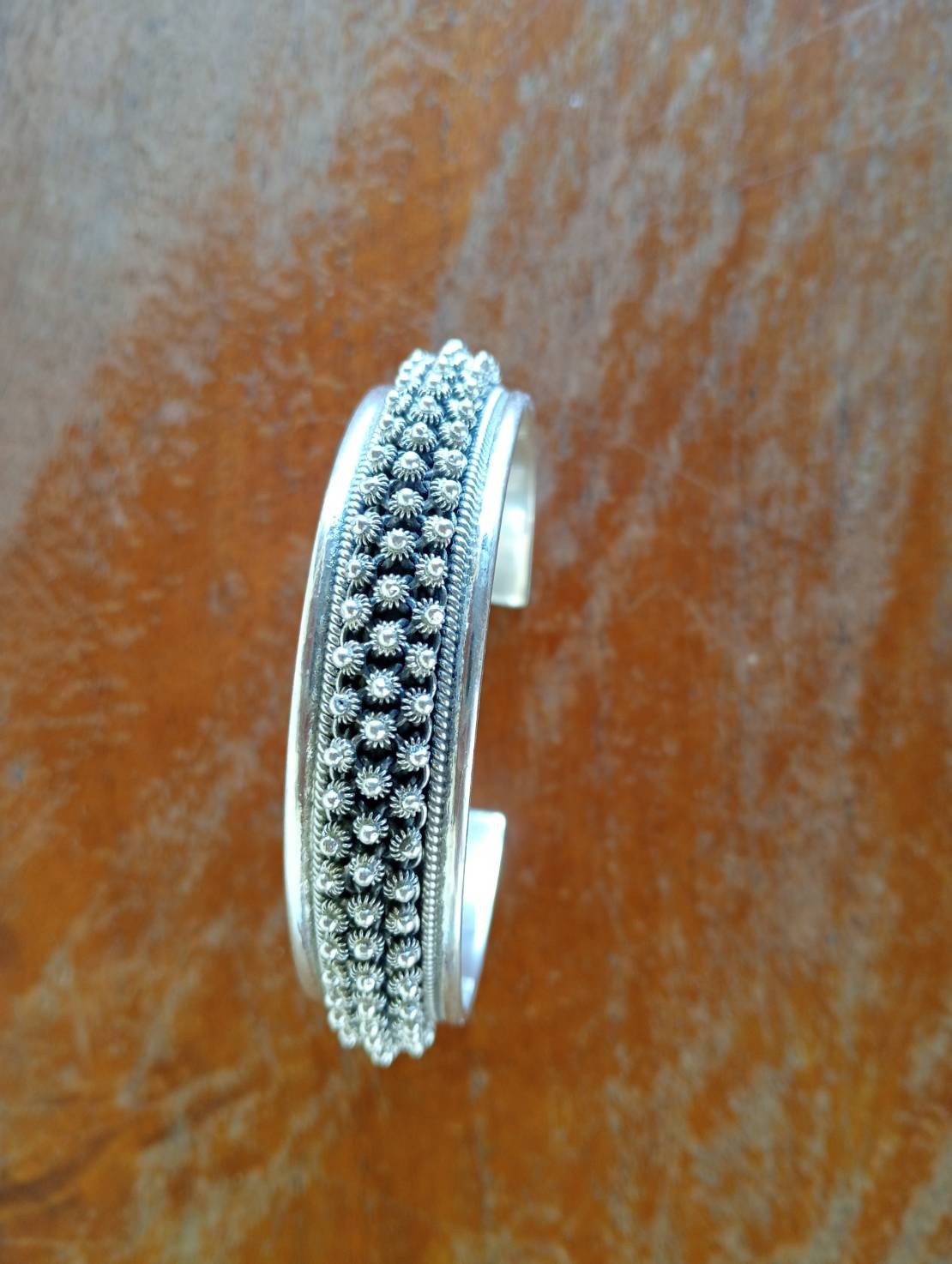 กำไลดอกพิกุล