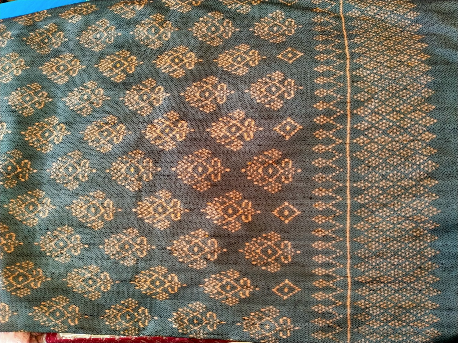 ลายพุ่มข้าวบิณฑ์ สีเคมี งานทอ5 ตะกอ