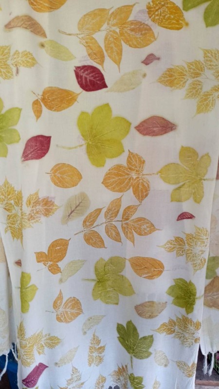 ผ้าคลุมไหล่พิมพ์ลายธรรมชาติ