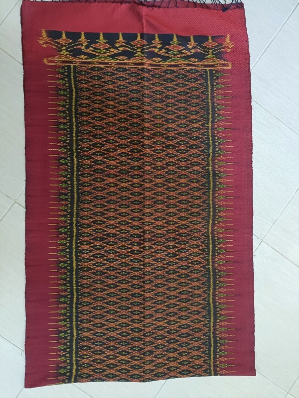 คลุมไหล่มัดหมี่ 6 ตะกอ