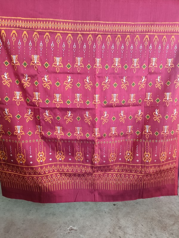 กลุ่มทอผ้าไหมบ้านศรีสวาย