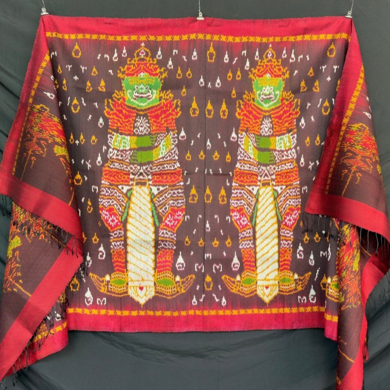 ซิ่น ผ้าไหมมัดหมี่ทอยกดอก 6ตะกอ ขนาด 1x2.24เมตร ลายท้าวเวสสุวรรณ มีหน้านางชายครุย พื้นสีน้ำตาลแดงเม็ดมะขาม รหัส M2A-100-03066914 รหัสสินค้า SKU-47094