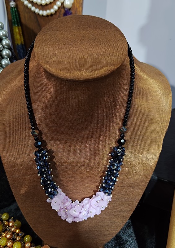 สร้อยคอหินอเมทิส