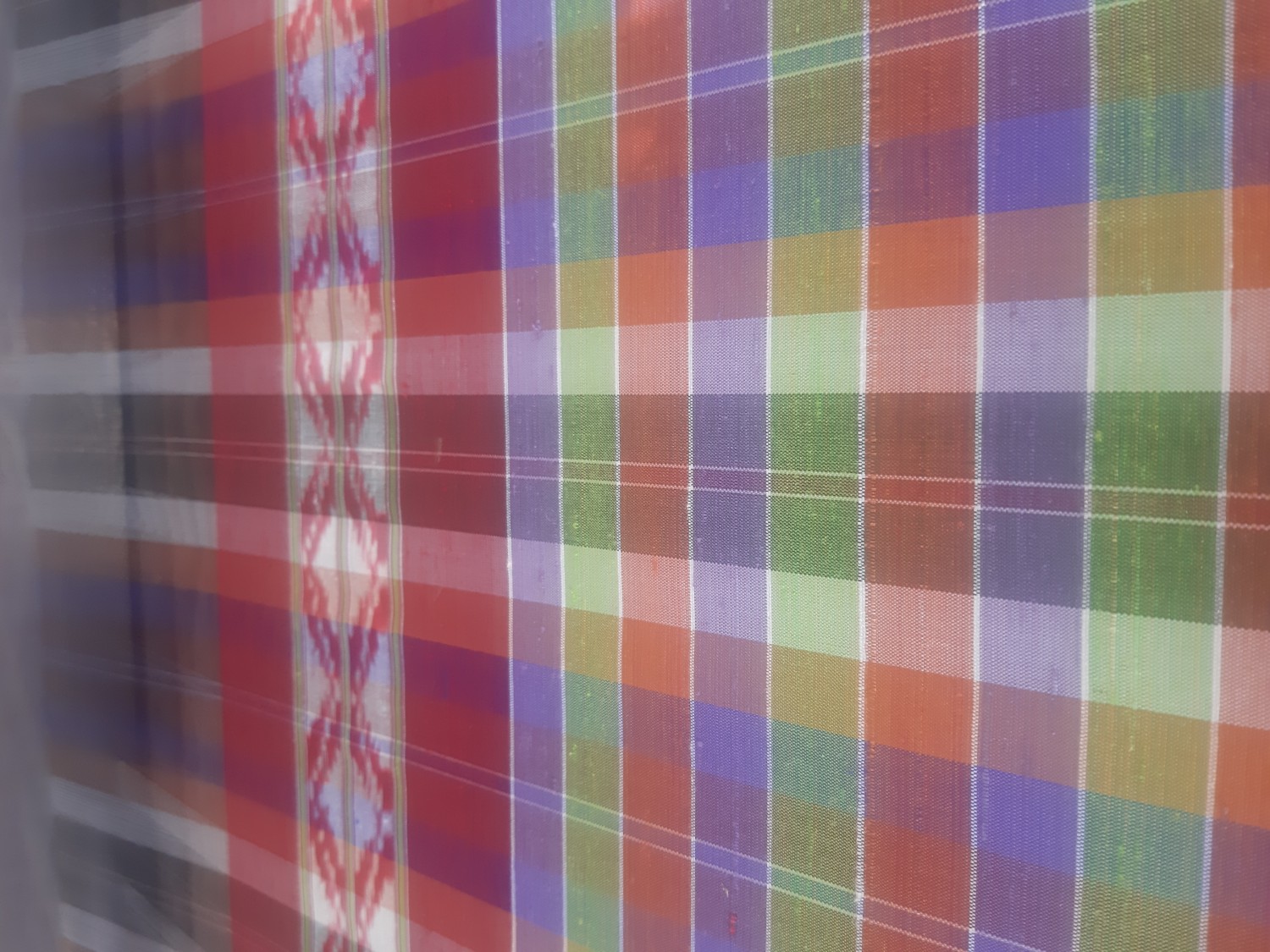 ผ้าไหมบัวโคก สีเคมี