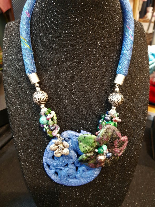 สร้อยไหมจี้เงิน