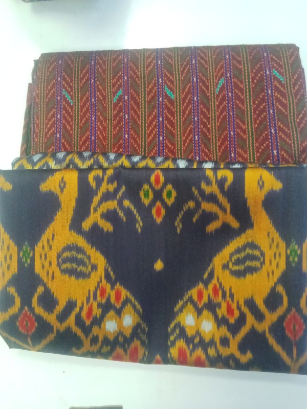 ขวัญจิต ผ้าไหมสุรินทร์