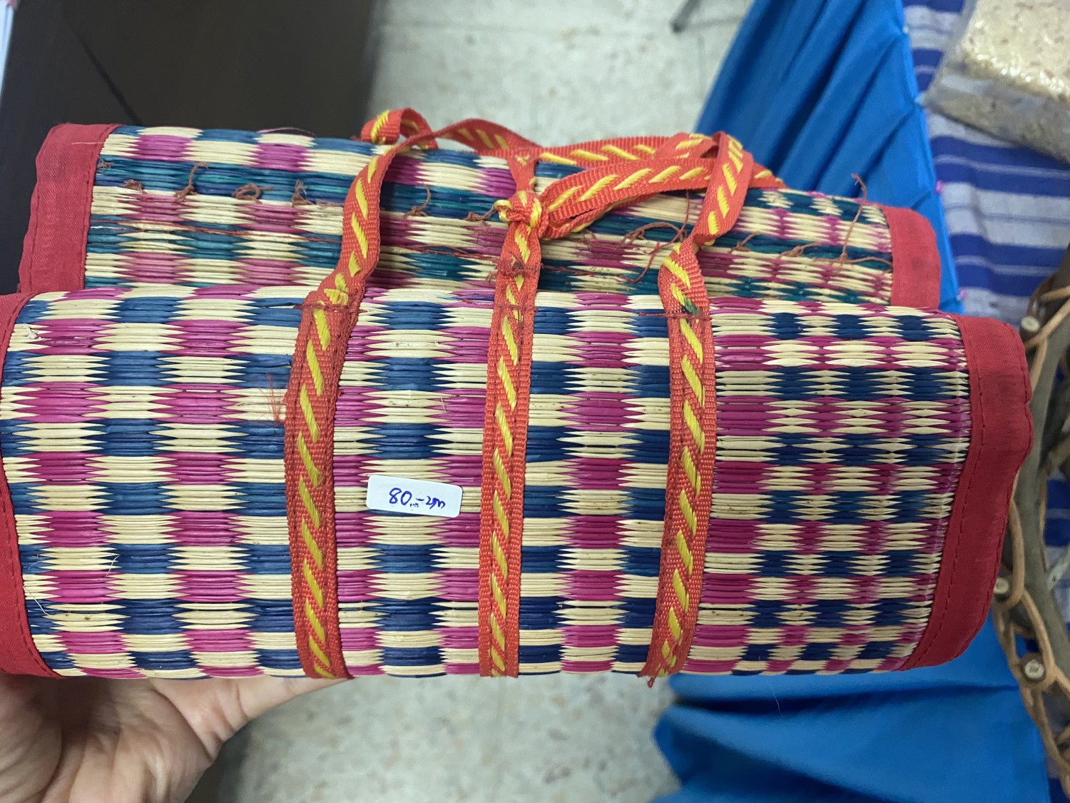 เสื่อพับทอจากกก