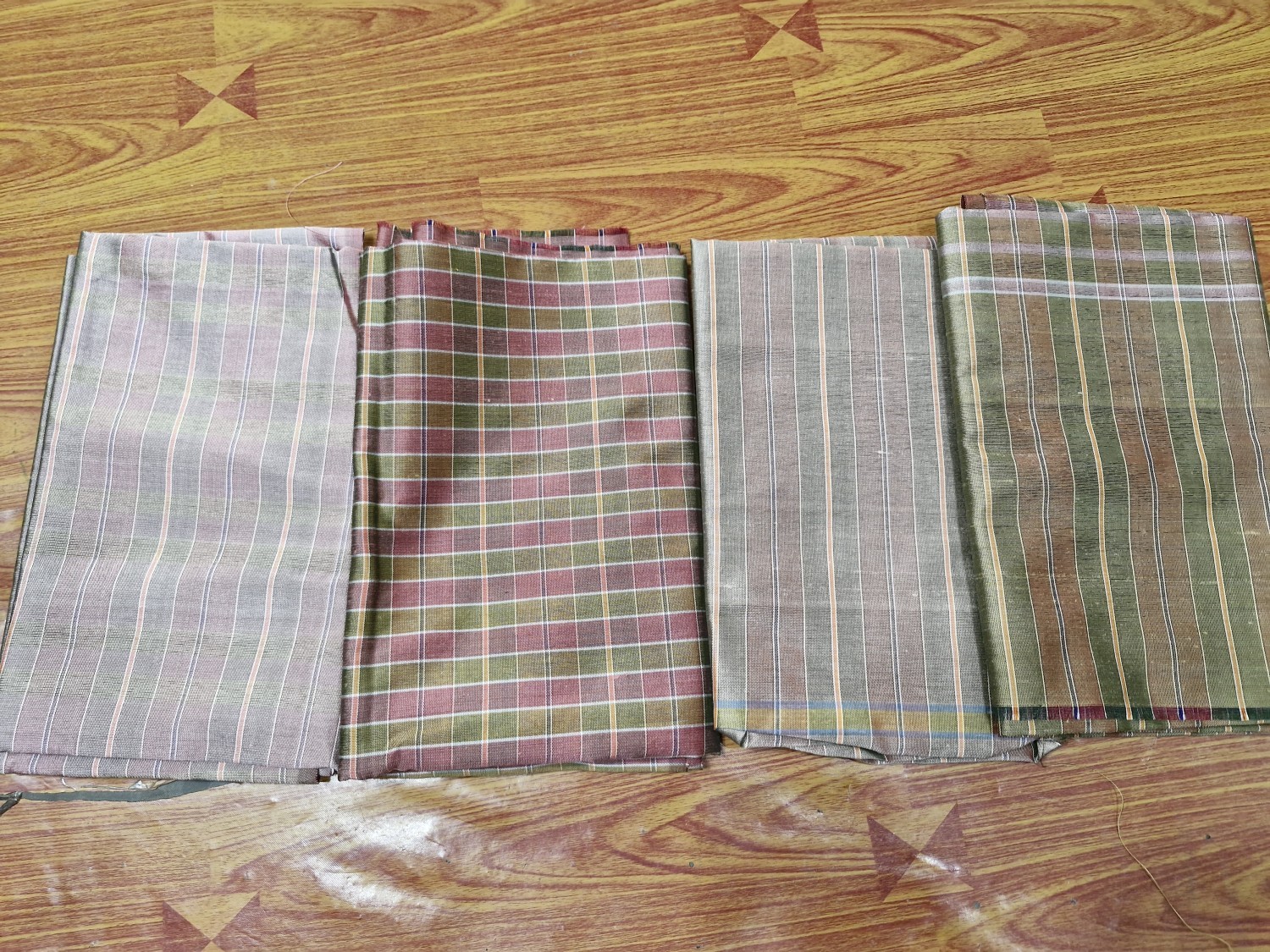 ผ้าขาวม้าไหมสีธรรมชาติ