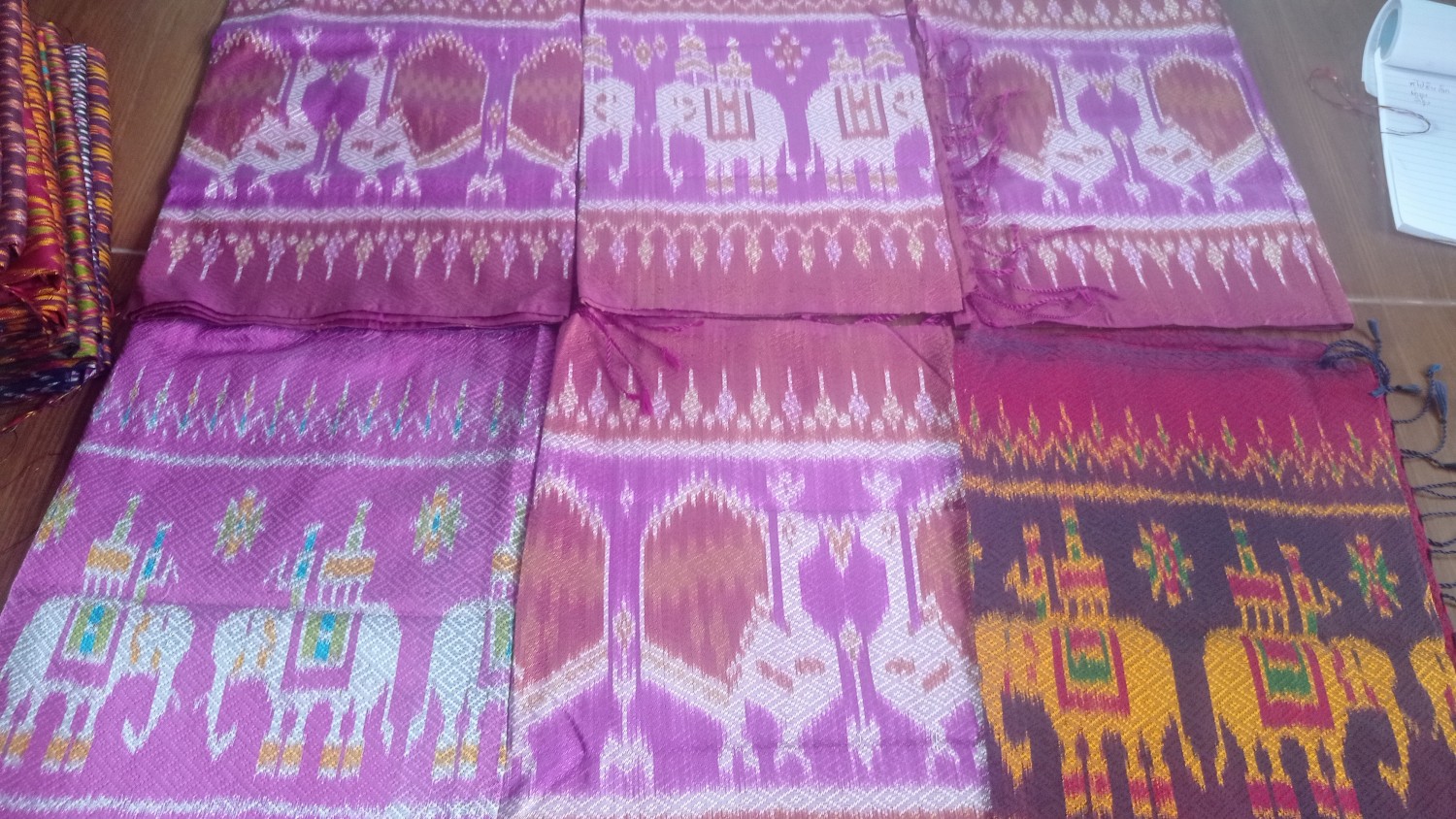 ผ้าพันคอ  5ตะกอ ลายช้าง