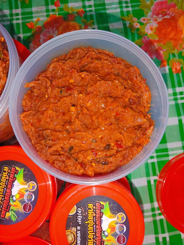 น้ำพริกผสมสมุนไพรตำมือซูบเปอร์แซบ