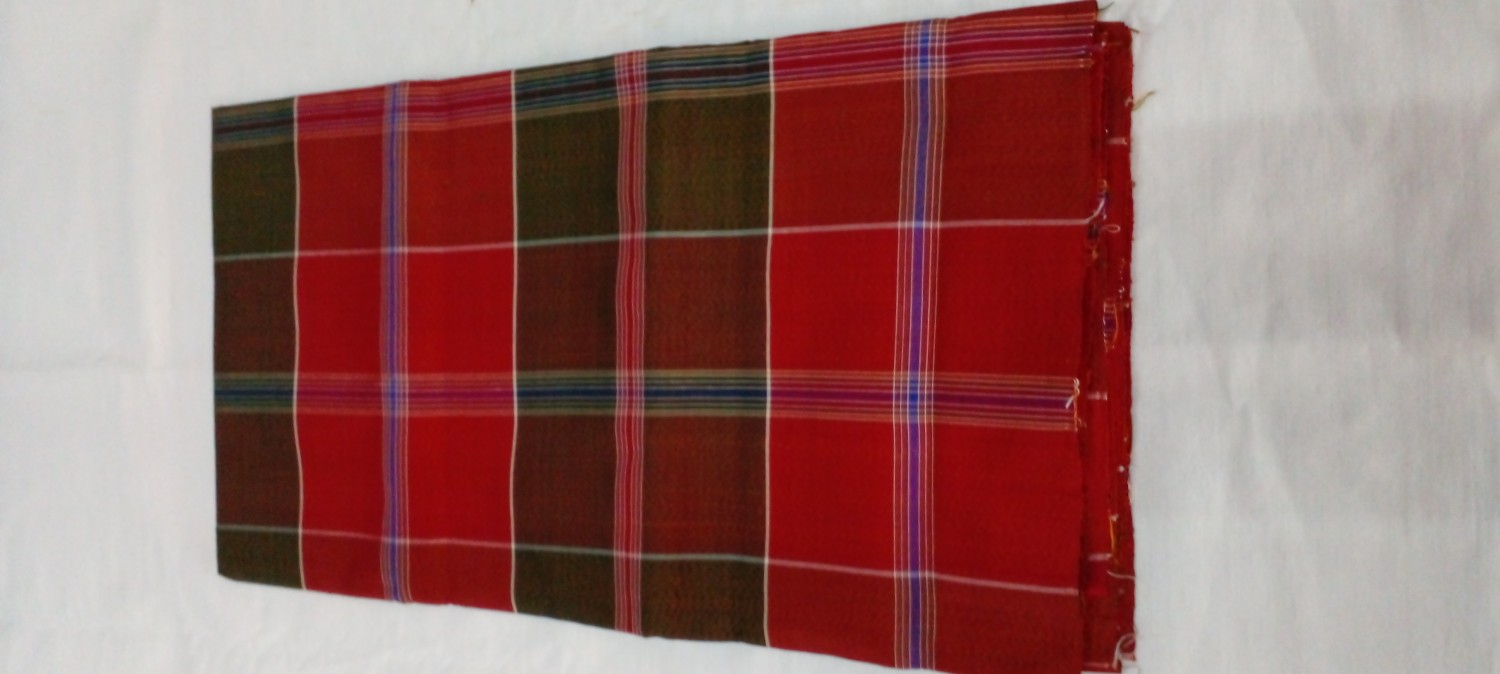 ผ้าไหมโสร่ง