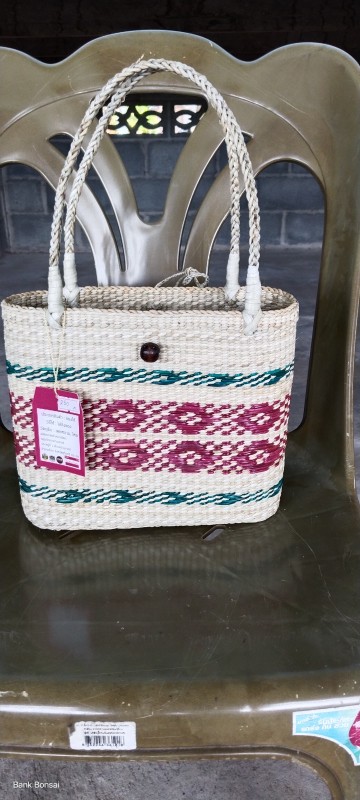 กระเป๋าสาน