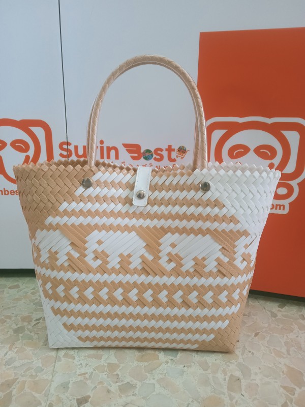 กระเป๋าสานพลาสติกลายช้าง