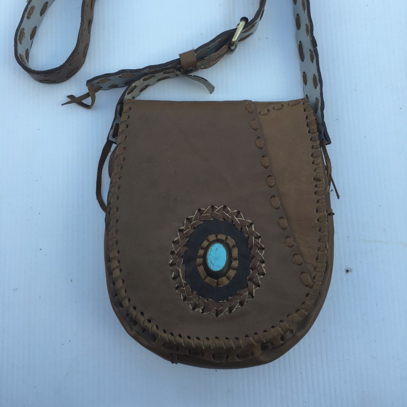 กระเป๋าหนังทำมือ