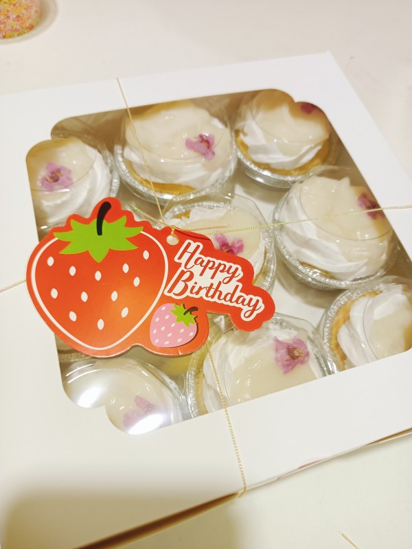 ชุดเซต เค้กซอสมะพร้าวมินิ9ชิ้น