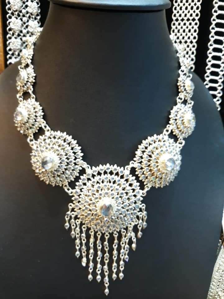 สร้อยสังวาลย์เงินแท้ 100%ฝังบุศน้ำเพชร