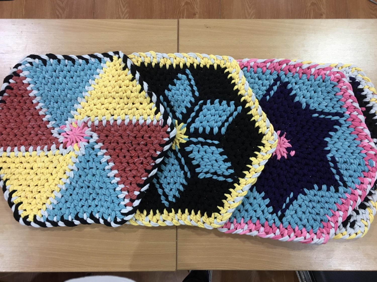 พรมเอนกประสงค์ แนงมุด