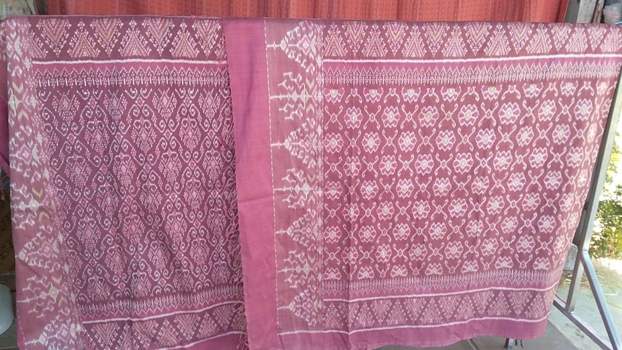 ผ้าไหมหมัดหมี่