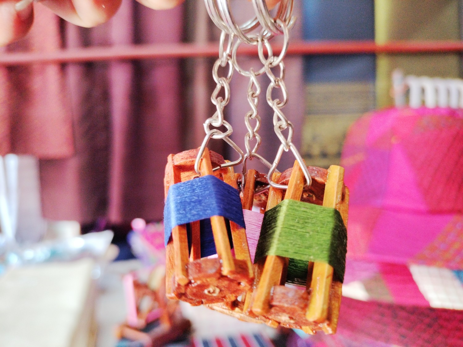 อักมินิ