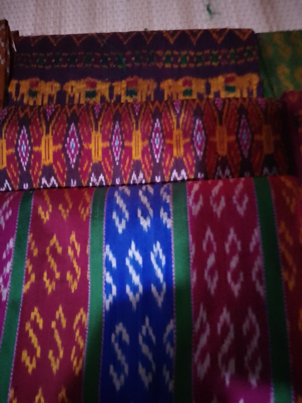 สมหมายผ้าไหม