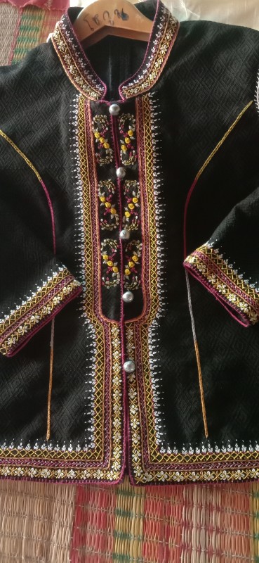 เสื้อแซว