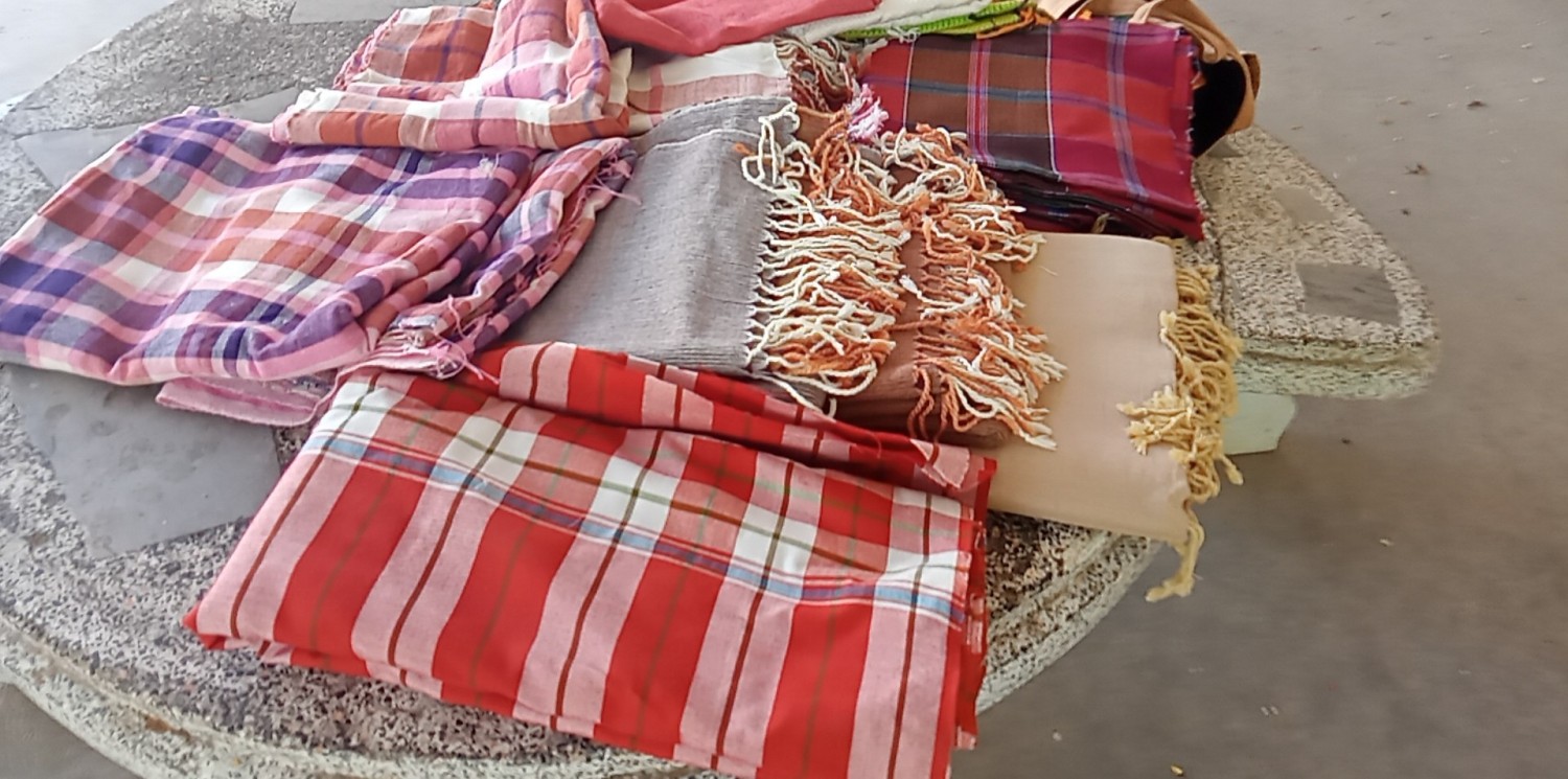 ผ้าไหมมัดหมี่