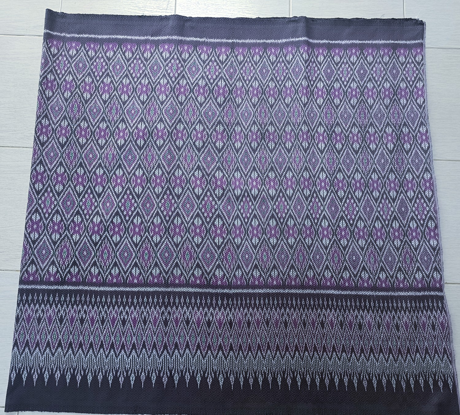 มัดหมี่ 6 ตะกอ สีเคยมี