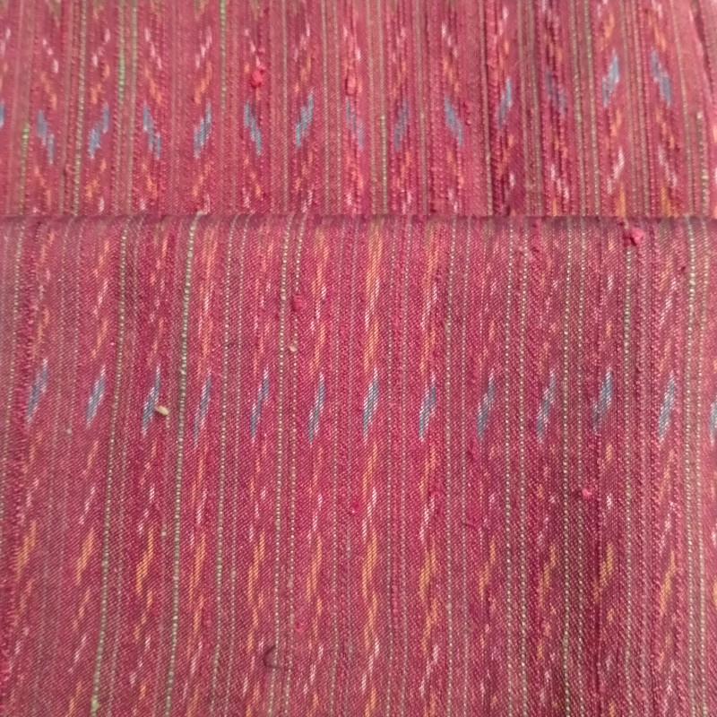 ผ้าไหมลายโฮล