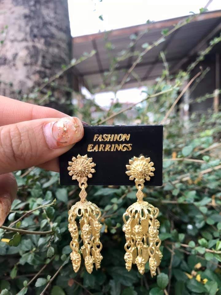 ตุ้มหูทองเหลืองลายโบราณ