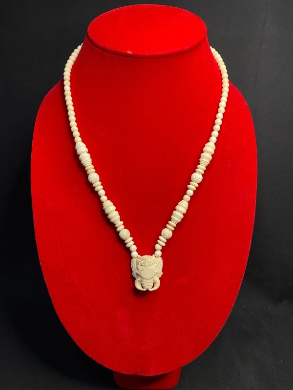 สร้อยงาช้าง