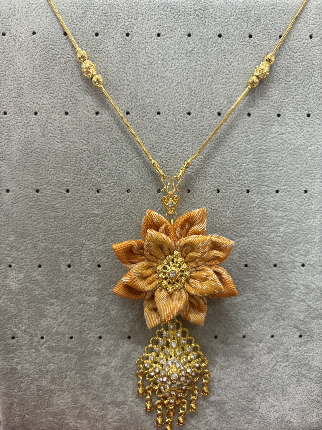 สร้อยคอ