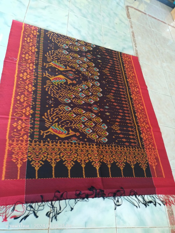ผ้าไหม ลายนกยูง ผ้าไหมอำเภอกาบเชิง