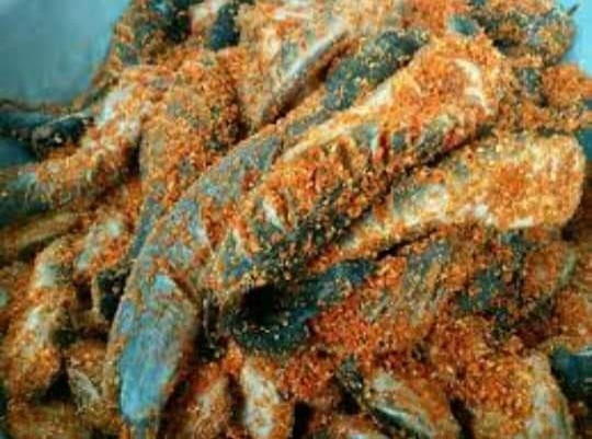 ปลาดุกข้าวคั่ว