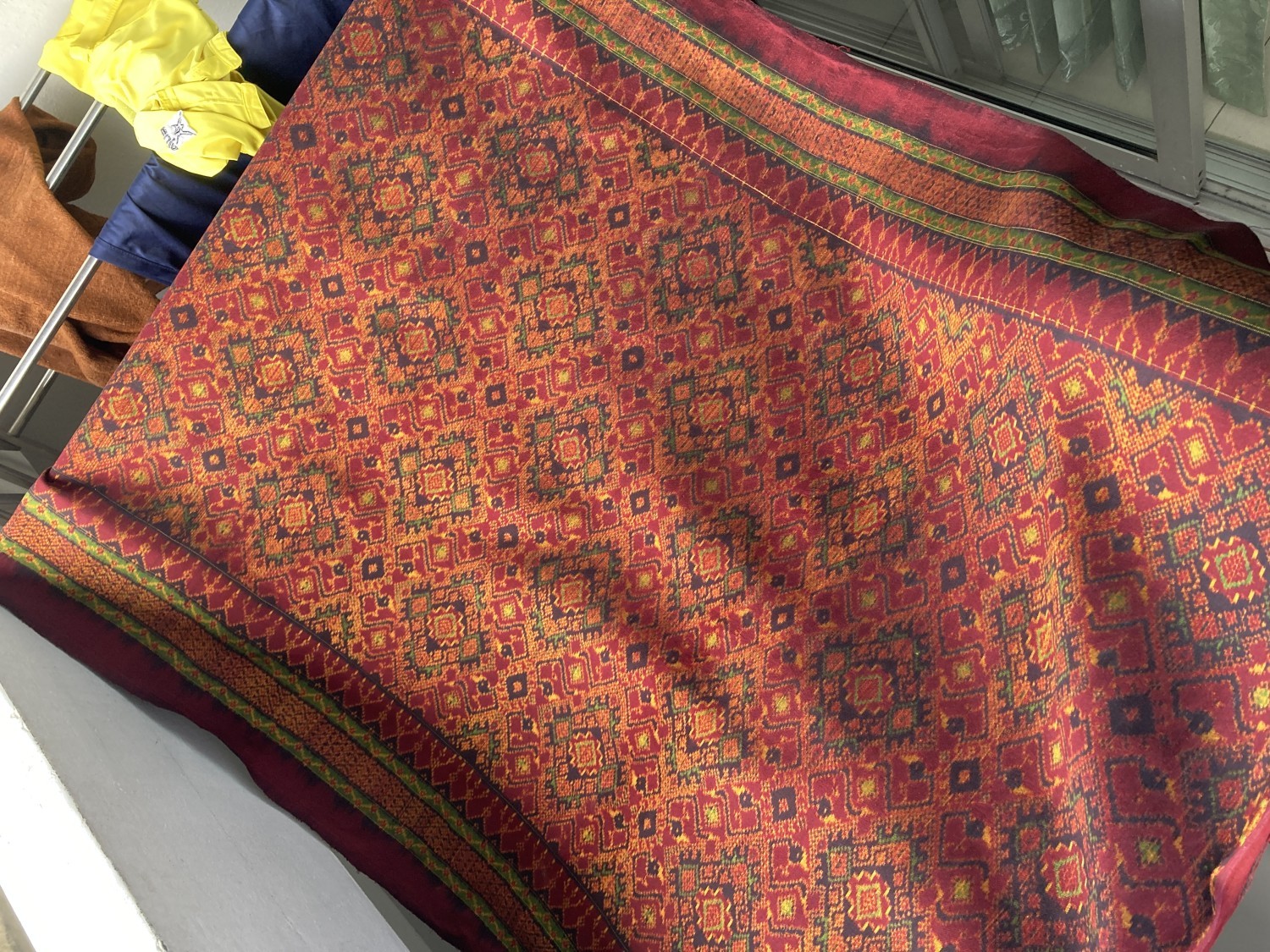 ผ้าไหมมัดหมี่