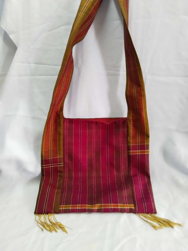 กระเป๋าย่ามผ้าไหม