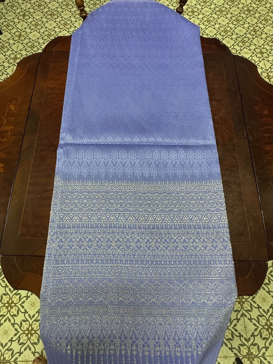 ผ้าไหมยกดอกสำหรับตัดผ้า รวม4 เมตร