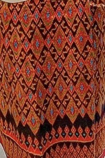 ผ้าไหมบ้านอาสอน