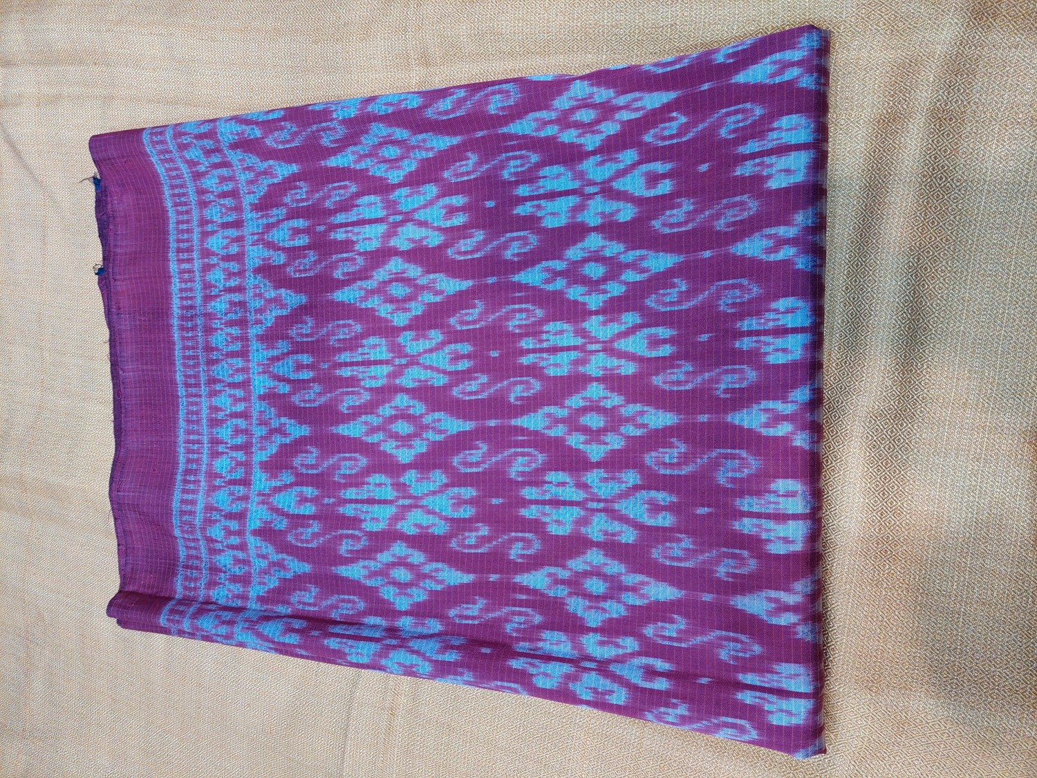 ผ้าไหมมัดหมี่